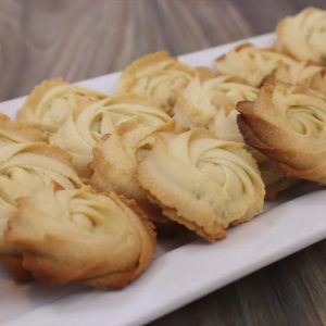 Butter Cookies Recipe (How To Make Butter Cookies)
