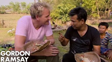 Gordon Ramsay Learns How To Make A Fresh Water Fish Curry | Gordon's Great Escape